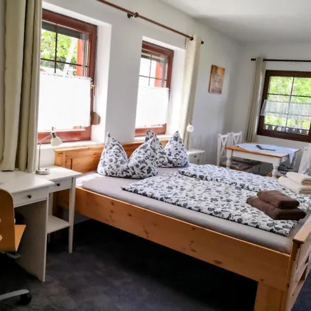 Pumphut'S Scheune Ferienwohnung Nr 1 * Lengenfeld